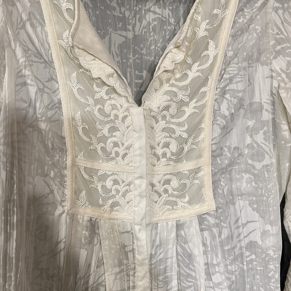 Shirt - Picture 3 of 5